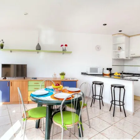 Apartment Palmiers I-7 By Interhome